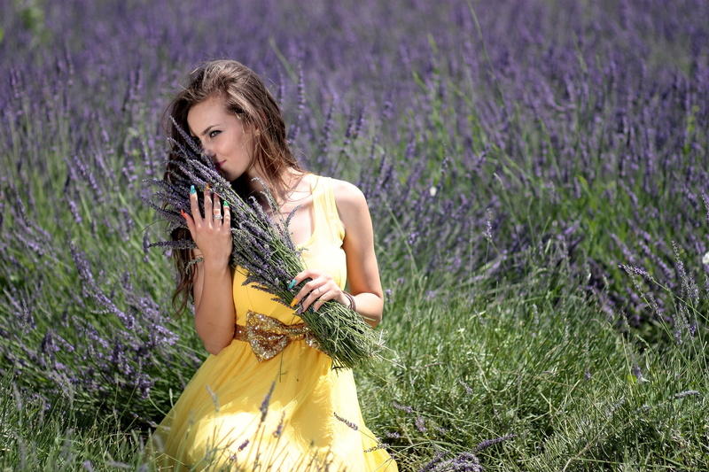 people, caucasian Ethnicity, plant, leisure activity, beauty in nature, neckline, women, mov, green, lavender, purple, s, rural Scene, field, bush, outdoors