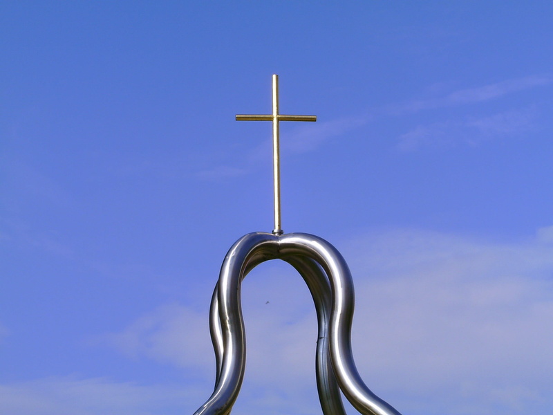 oberschönenfeld, Cross, high section, street, blue, bernhard fountain, street light, copy space, accuracy, close-up, outdoors, 2K, Fountain, sky, sunlight