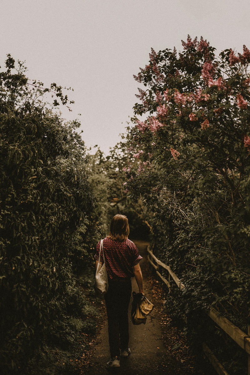 tree, adult, 5K, day, clothing, nature, casual clothing, clear sky, full length, human, flora, sky, standing, vegetation, trees, tunnel, village, leaf