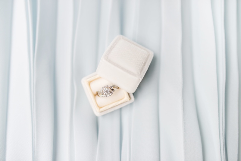 engagement ring, home interior, jewelry box, close-up, pattern, ring, white color, no people, selective focus, blue, luxury, high angle view, studio shot
