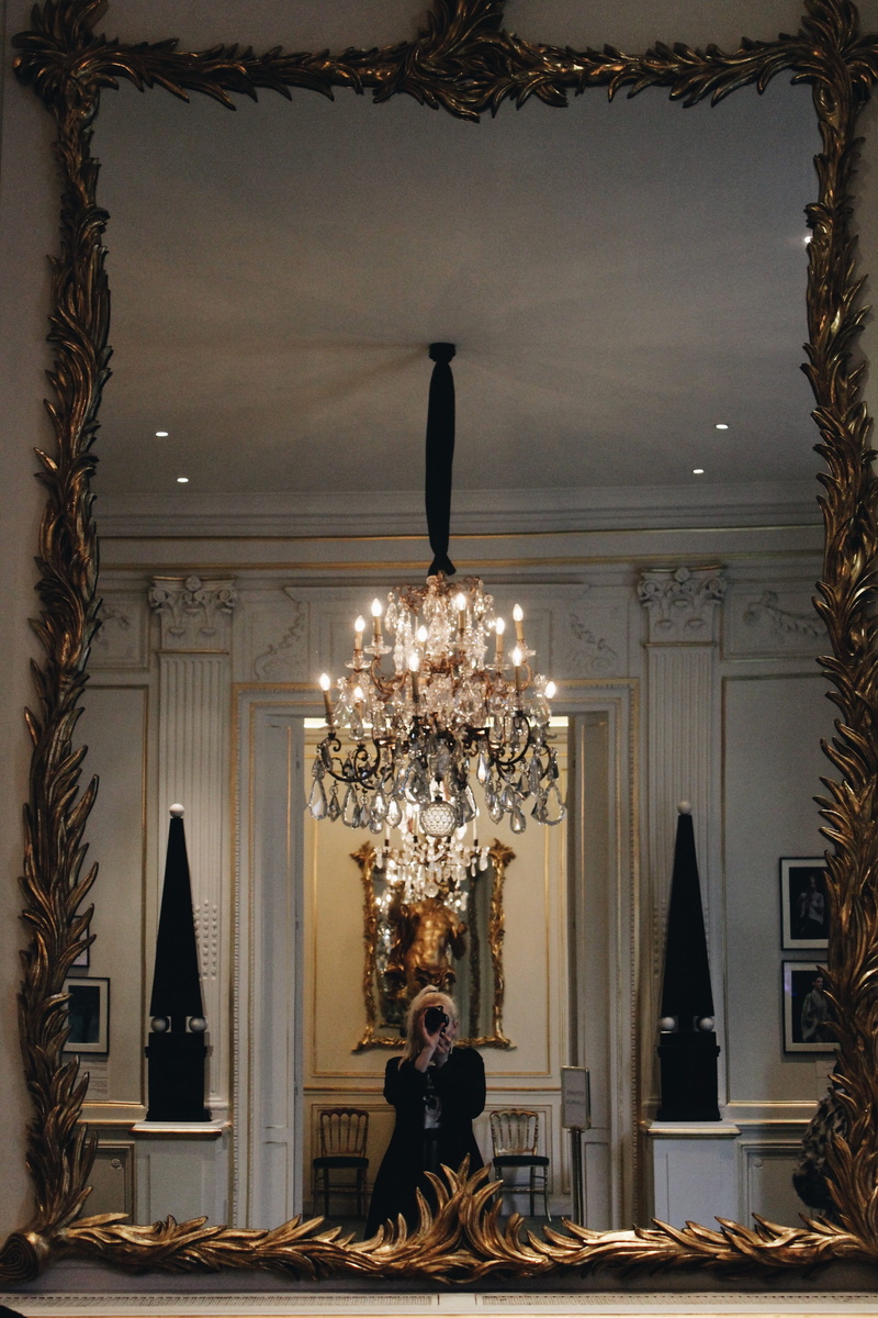paris, fashion, lifestyles, room, illuminated, sain laurent, built structure, museum, lighting equipment, light, designer, mirror, casual clothing, hanging