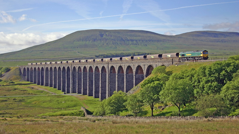 no people, arch bridge, field, beauty in nature, arch, bridge - man made structure, ribblehead viaduct, history, day, grass, sky, scenics - nature, landscape