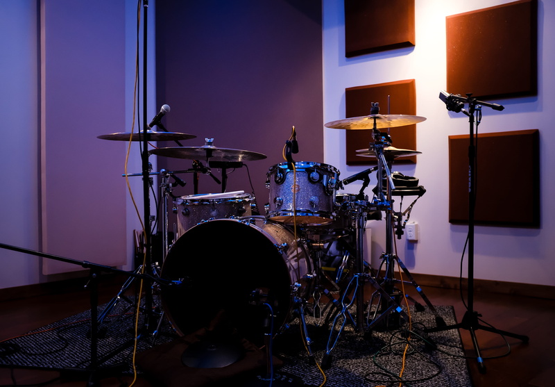 musical equipment, percussion instrument, television studio, rocknroll, lighting equipment, stage set, industry, illuminated, music, studio, photo shoot