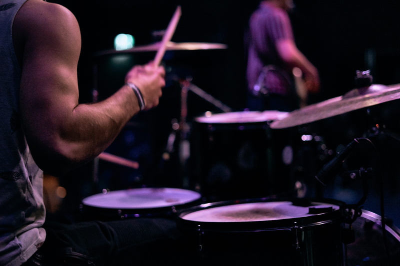 performance, night life, 5K, percussion instrument, girl, musician, musical equipment, finger, child, musical instrument, real people, percussion, hand
