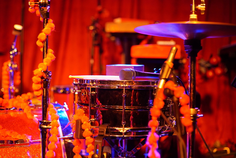 illuminated, microphone stand, market, glass, nightlife, light, instrument, drums, red, absence, arts culture and entertainment, business, microphone, musical instrument