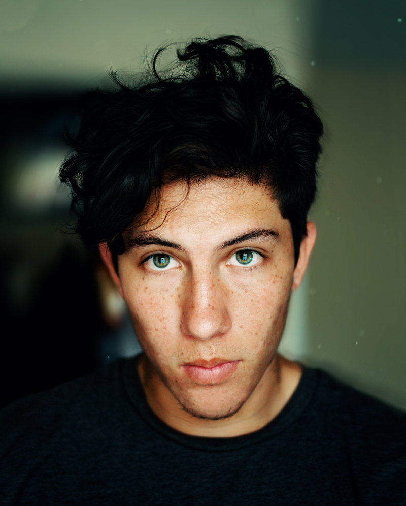 front view, one person, focus on foreground, young men, guy, young, adult, portrait, male, handsome, looking at camera, casual, young adult, beautiful people