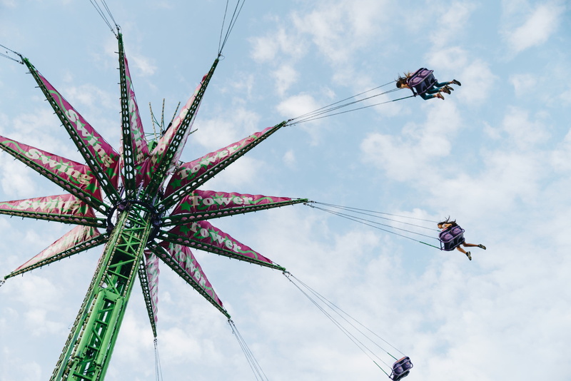 Earth, chain swing ride, flying, low angle view, ride, group of people, amusement park, excitement, freedom, Fun, nature, amusement park ride, 4K, tall