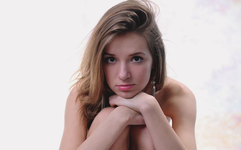 copy space, white background, front view, headshot, long hair, hand, 2K, femjoy, brunettes, women, young women, studio shot, portrait, beauty, lifestyles