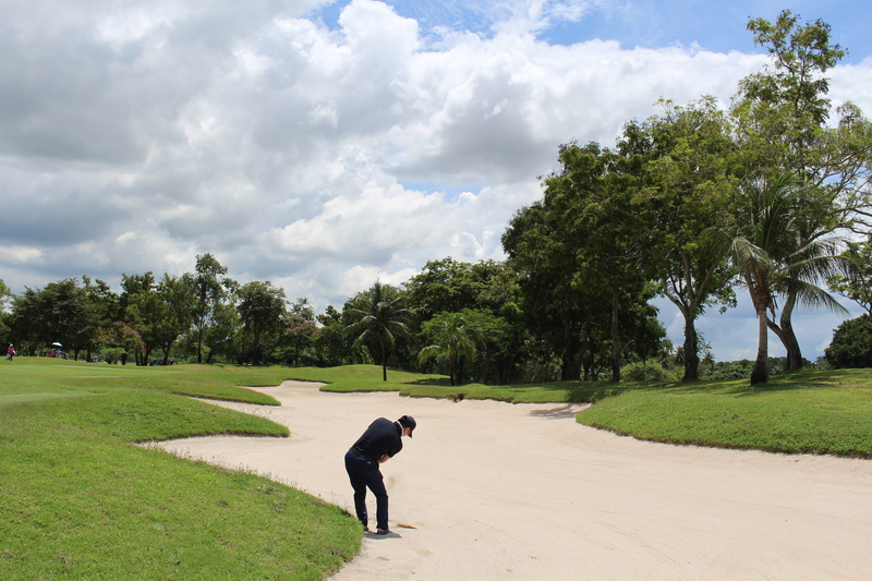 5K, cloud - sky, land, full length, Golf, plant, tree, field, men, thailand golf, rear view, real people, sky, growth, leisure activity, one person, green color