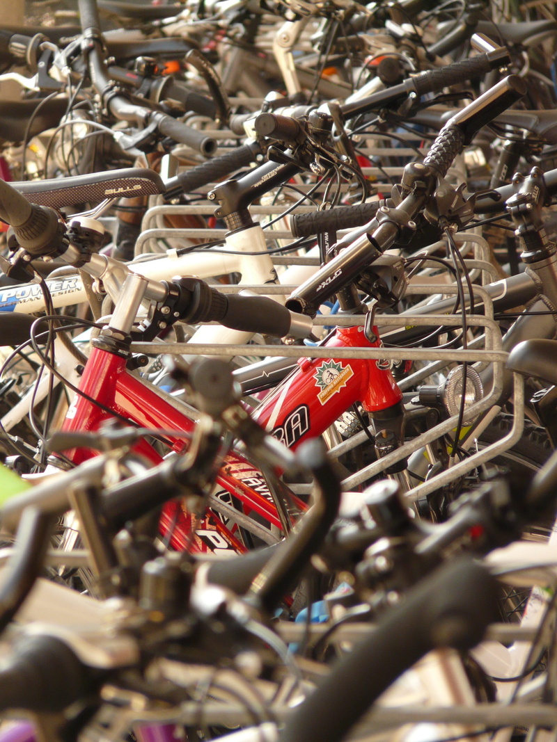 land vehicle, high angle view, Bicycles, heap, abundance, metal, close-up, variety, transportation, still life, day, full frame, quantitative, mode of transportation