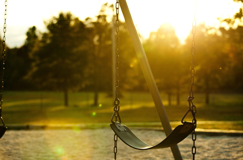leaves, 5K, foliage, widescreen, background, trees, fullscreen, tree, swing, day, chain, the sun, greens, HD, full screen, beautiful