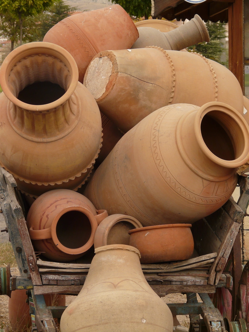 flower pot, terracotta, potter, no people, ceramic, pot, Amphora, earthenware, outdoors, abandoned, Sound, still life, Pottery, group of objects, craft