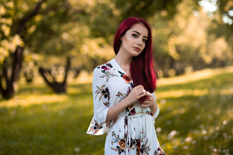 beautiful woman, nature, long hair, portrait, redhead, women, dyed hair, trees, women outdoors, adult, looking at viewer, young women, plant, standing