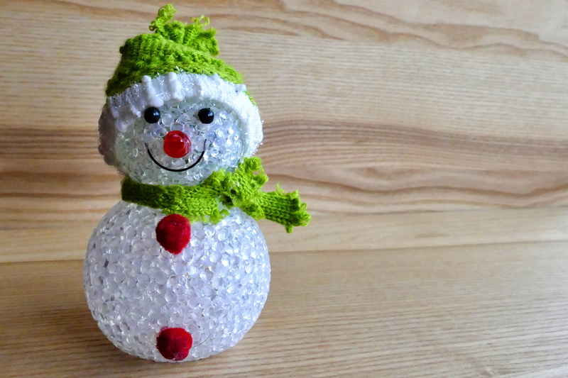 greeting, snow, 5K, celebration, representation, art and craft, cute, close-up, creativity, symbol, figurine, cold temperature, white, christmas snow
