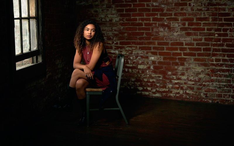 Room, Hair, 2K, Girl, Sit, Curly, Chair