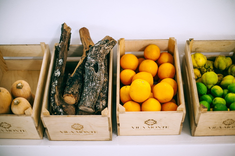 log, no people, 2K, box - container, variety, abundance, indoors, wooden, crate, crates, text, wood, apple, wellbeing, healthy eating, fruit, lissabon