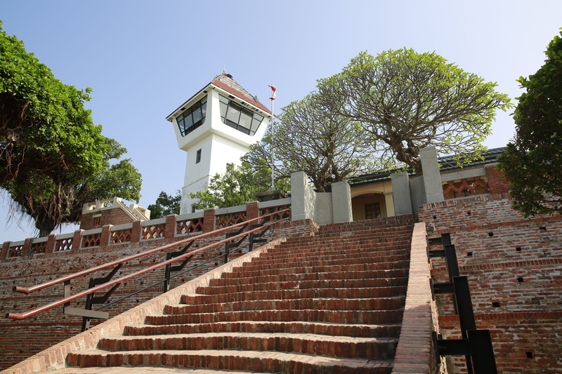 steps and staircases, no people, belief, place of worship, house, building exterior, building, tower, 2K, low angle view, Tainan, steps, staircase, day