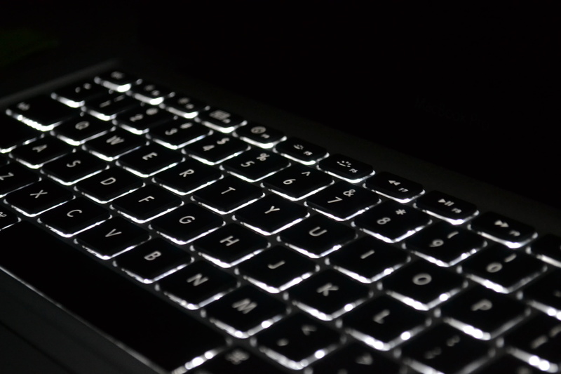 macbook, communication, light, no people, close-up, text, 4K, computer keyboard, technology, computer key, dark, black, letter, global communications