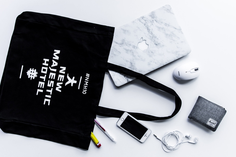 still life, black color, lay, iphone, shopper, high angle view, flatlay, photo, close-up, everyday carry, white color, wallet, note pad, macbook, paper