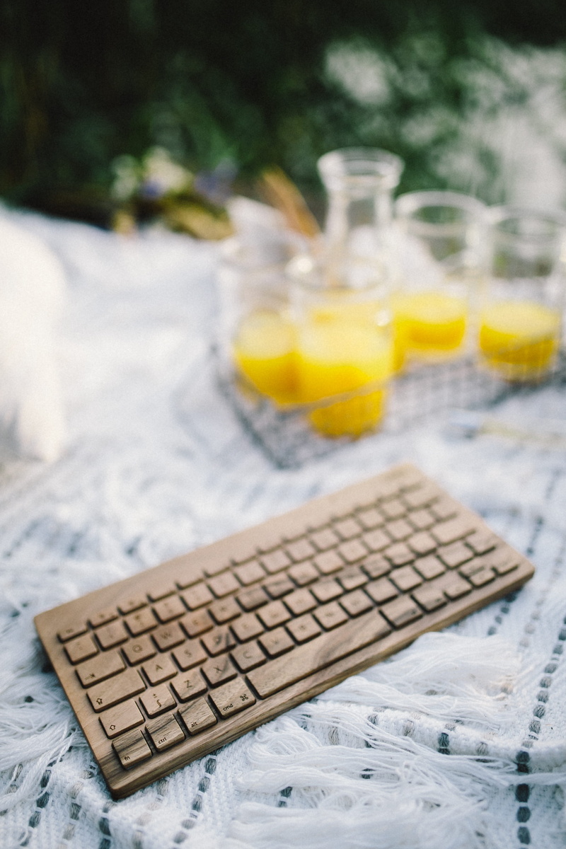 close-up, break, still life, morning, food, eating, vacations, fruit, day, lakeshore, time, orange juice, container, healthy eating, laptop, wellbeing
