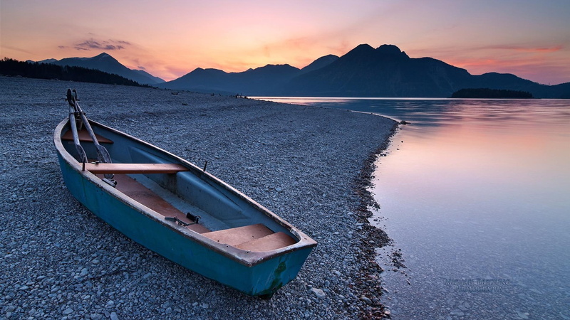 sunset, nature and landscapes, boat, lake, wonderful, scape, mountains, 1080P, lakeshore, shore
