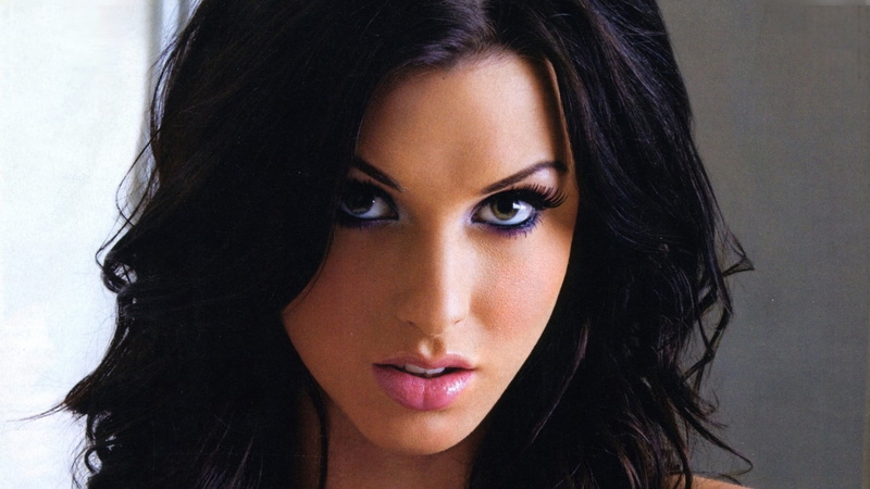 1080P, Alice Goodwin, portrait