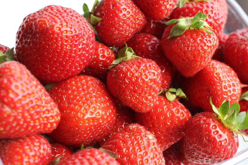 Vitamine, Red  Rot, pile, gourmet, strawberry, shallow, Food, red, close-up, Obst, Healthy, healthy Eating, Frucht, shallow focus, 5K, dessert, Strawberries