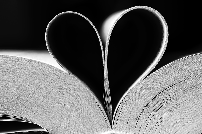 heart, Canon, book, close-up, close up, Book of love, pages, heart-shaped, 5K, bw, blackandwhite, 60mm, photo, Tamron, shaped, close, love  heart, 600D