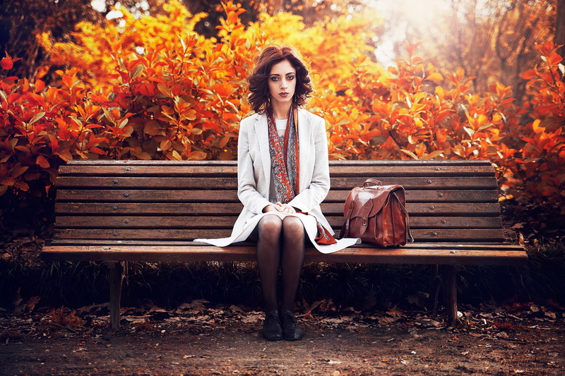 auntum, weiting, lonely, woman, bench, 1080P, beauty, beautiful, elegant