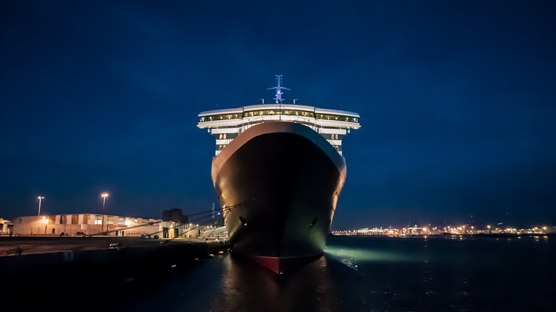 port, 1080P, Le Havre, night, France, QUEEN MARY 2