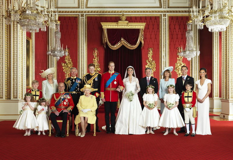 aunties, Middleton, Kate, the Prince of Wales, uncles, girls, boys, family portrait, Katherine, kids, 1080P, Elizabeth, wedding, Harry