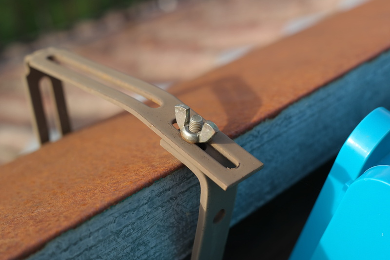 blue, screw, focus on foreground, 5K, still life, leather, high angle view, connection, wing nut, selective focus, communication, mount, day, indoors