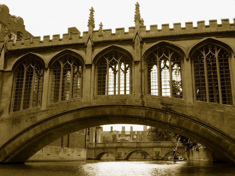 connection, concrete, day, built structure, holiday, building exterior, building, outdoors, college, old, university, boat, nature, arched, people, waterfront