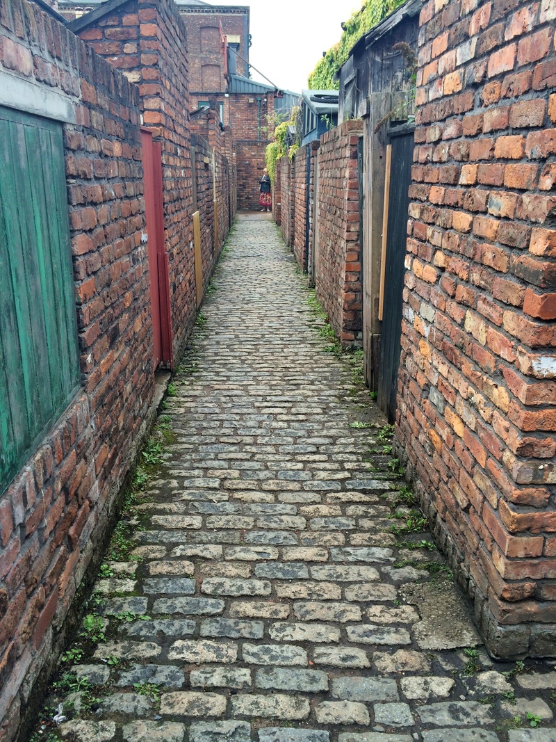outdoors, no people, aged, long, stone wall, built structure, city, urban, architecture, residential district, 2K, building exterior, nature, cobbles