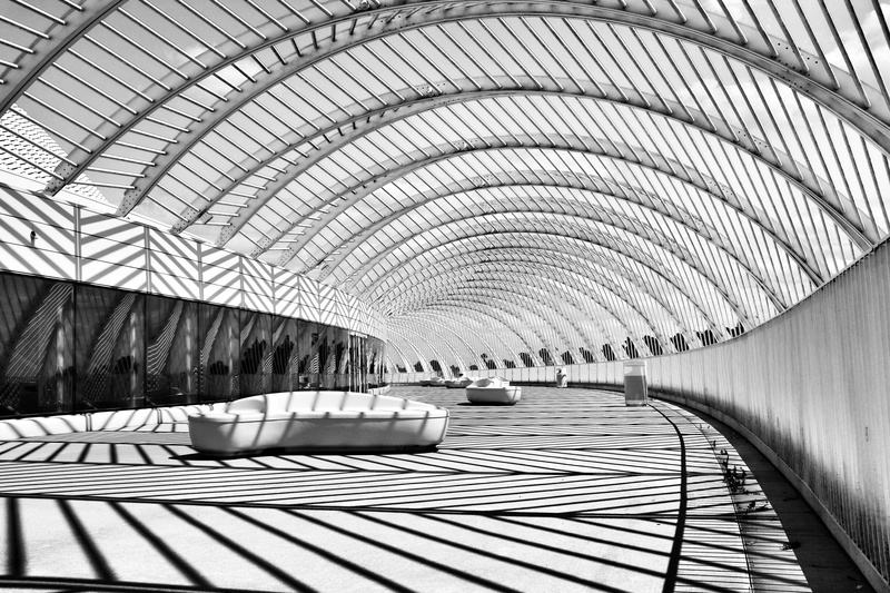 indoors, empty, architecture, modern, station, glass - material, florida polytechnic university, absence, diminishing perspective, tiled floor, direction