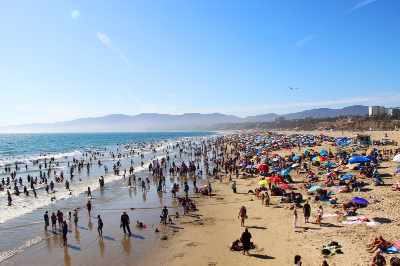 large group of people, swimmers, los angeles, sun, happyness, land, nature, united states, hills, vacations, sea, trip, tourism, real people, santa monica