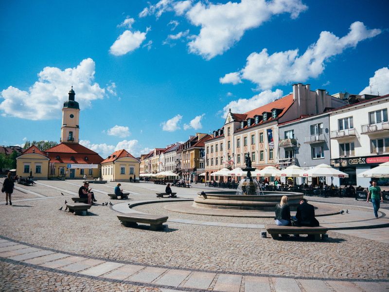 polska, place of worship, tourist, poland, sky, day, building exterior, town, tourism, travel destinations, eruope, bialystok, town square, cloud - sky