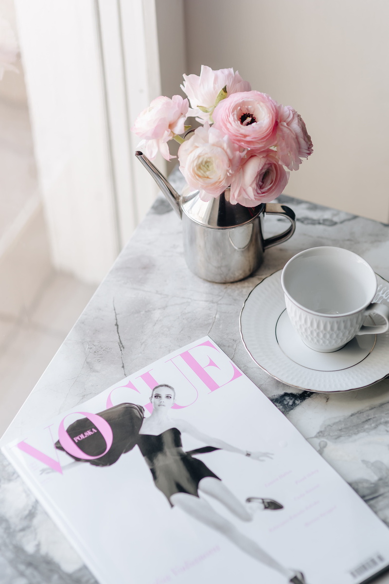 close-up, vogue polska, pink color, amp, flower, floral, plant, nature, table, rose, marble, rose - flower, bunch of flowers, vogue poland, flower arrangement