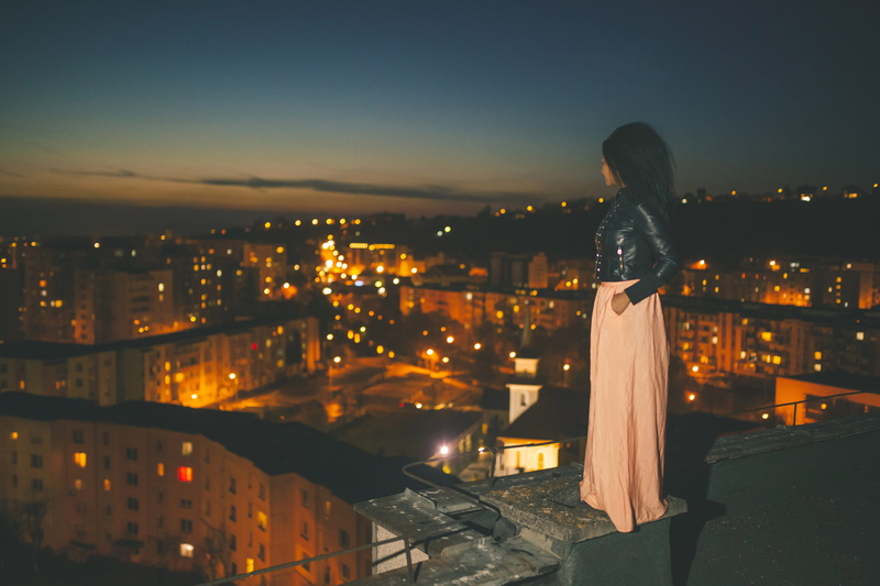 outdoor, dress, city, block, architecture, sky, outdoors, adult, women, hairstyle, lifestyles, building, night, building exterior, urban, blurr, one person