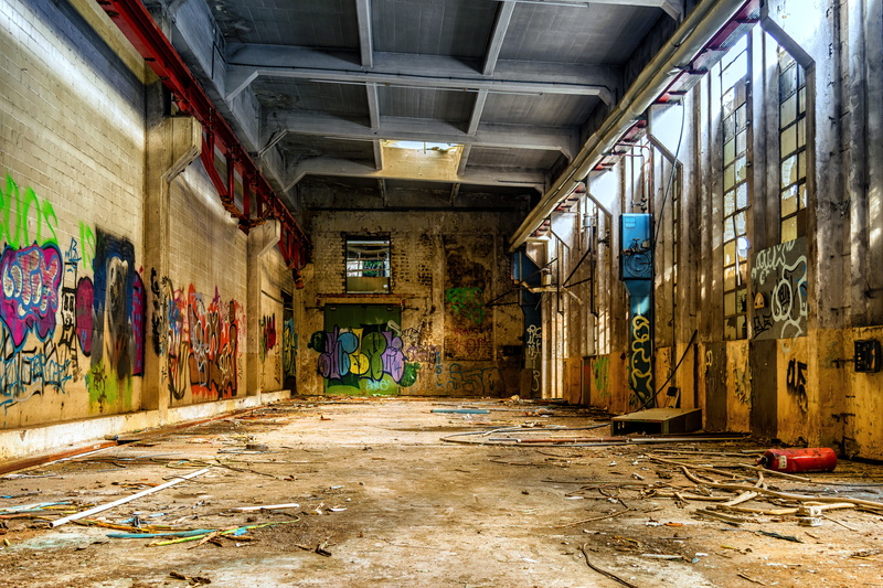 pforphoto, light, decay, run-down, graffiti, damaged, indoors, factory building, messy, ceiling, architecture, high, concrete, dirt, leave, hall, building