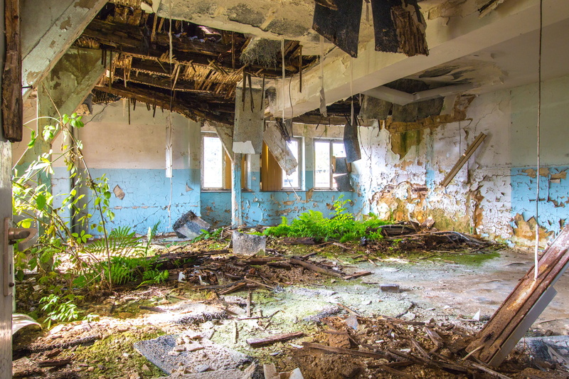 historically, run down, ceiling, lost place, Space, broken, Architecture, bad condition, dirt, obsolete, demolished, dirty, no people, Light, ruined, lapsed