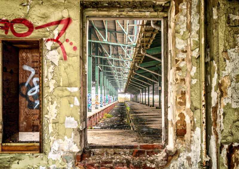 lapsed, weathered, leave, architecture, entrance, pforphoto, ruined, bad condition, platform, abandoned, run-down, lost places, 5K, underground, decline