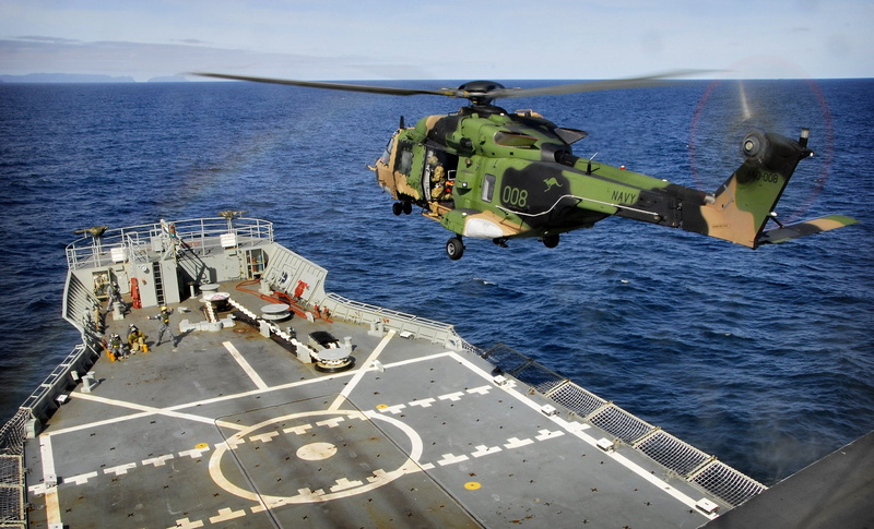 Helicopter, Amphibious Assault Ship, 1080P, Australian Navy, HMAS Manoora (L 52), Warships, Warship