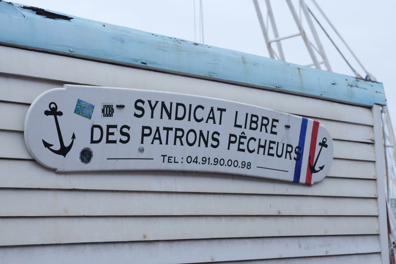fishermen, boat, union, arrow symbol, capital letter, non-western script, france, wood, day, french, transportation, no people, 5K, provence, teaches