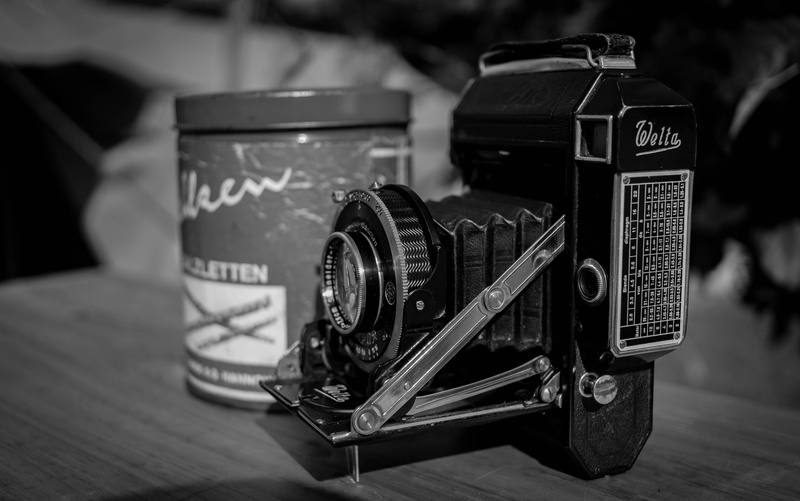 camera - photographic equipment, retro styled, welta, photographic equipment, analog, western script, camera, united states, communication, background