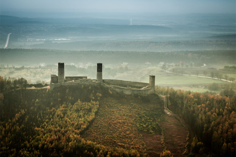 chęciny castle, architecture, tranquil scene, old castle, tourism, monument, building exterior, monuments, built structure, nature, sky, growth, beauty in nature