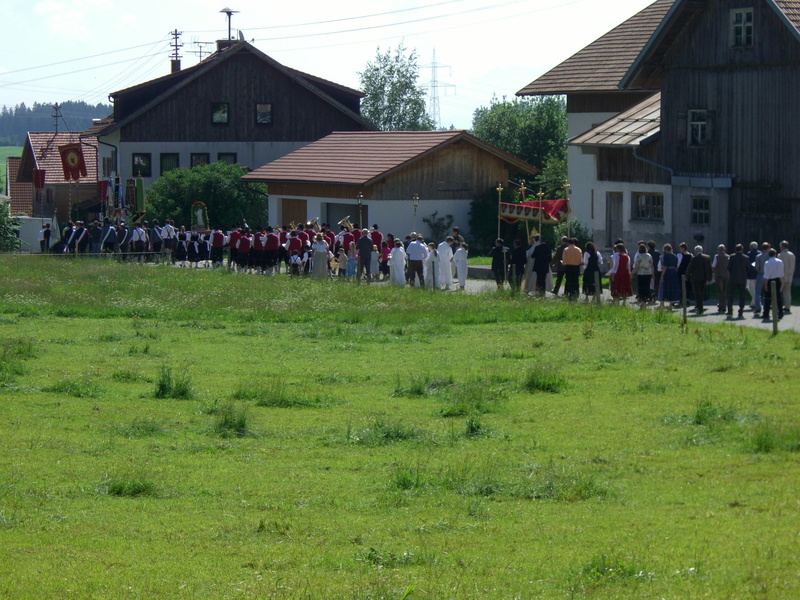 land, nature, architecture, uniform, allgäu, group of people, procession, corpus christi, house, carrying sky, building exterior, outdoors, building, crowd