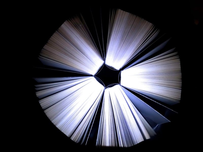 circle, studio shot, black background, low angle view, lesenarr, illuminated, indoors, no people, lighting equipment, pattern, diminishing perspective