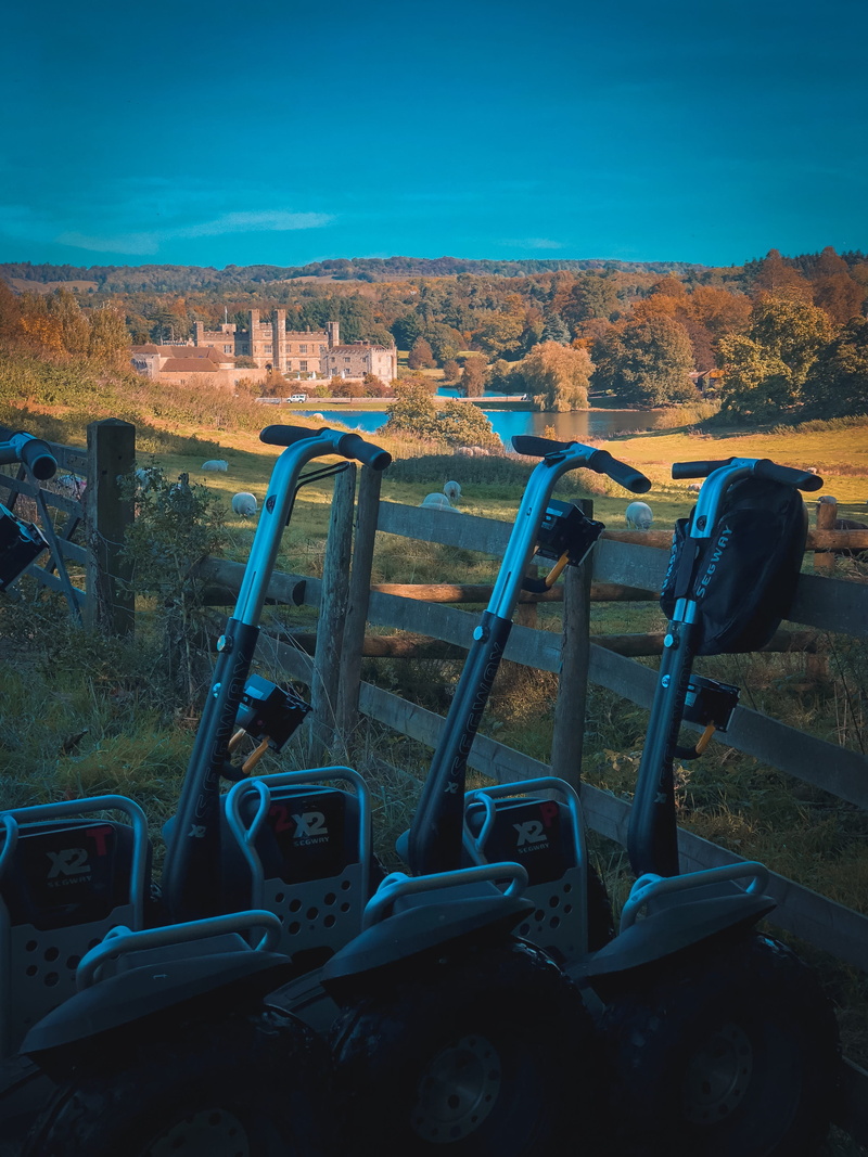 rusty, 4K, united kingdom, plant, transportation, sky, blue, landscape, nature, metal, old, environment, outdoors, day, leeds castle, sunlight, no people