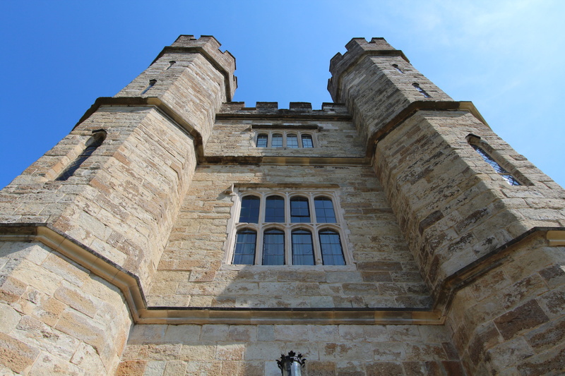 england, sky, castle, arch, ancient history, building exterior, outdoors, building, blue, old, ancient, leeds castle, travel destinations, day, architecture